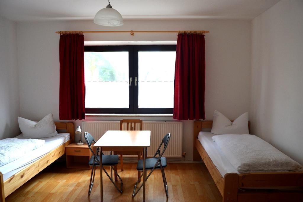 Gastehaus Sebastian Pensjonat Erding Pokój zdjęcie